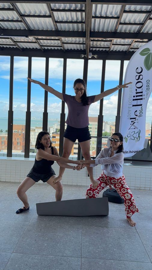 Comemore com yoga